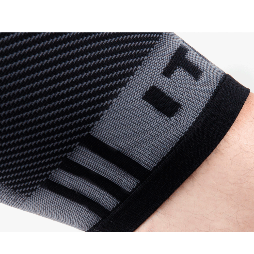 OS1st QS4 ITB/Quad Bracing Sleeve -urheilutuki
